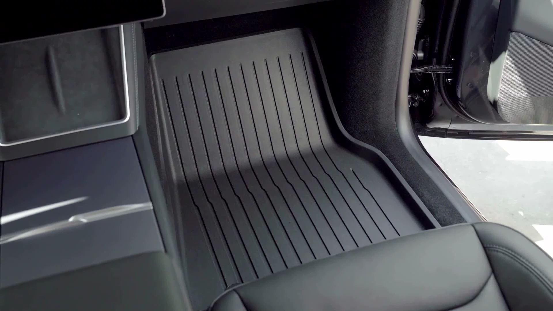 TINSIO Factory wholesale 19-25 Tesla new Model Y car mats injection molding left and right steering full TPE mats